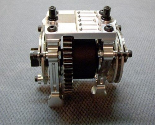 Modified RC Center Diff Mount Set for Losi 5ive 1.0 assembled view