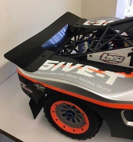 Triple A Losi 5ive Rear Spoiler installed photo Alternate view